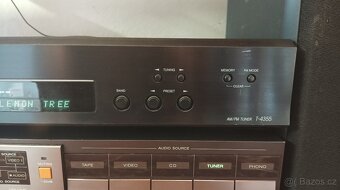 Hifi sestava zesilovač Sony , tuner Onkyo a repro Panasonic. - 5