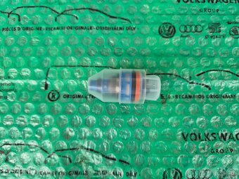 vstřikovací ventil Škoda Favorit, Felicia 1.3 BMM 50kw 11594 - 5