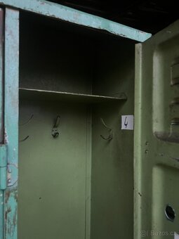 Dílenské šatní skříně industriální - 5