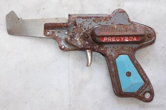 Dětská pistole, plechová hračka. - 5