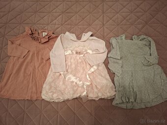 Velký balík oblečení holčička 0–1 rok - 5