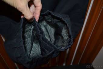 Voděodolné kalhoty zn. H&M vel.140 top stav - 5