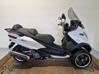 Piaggio MP3 500 ABS LED ESP USB 5/2015 - 5