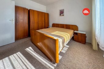 Prodej bytu 2+1 54 m², Nová Role, ev.č. 01846 - 5