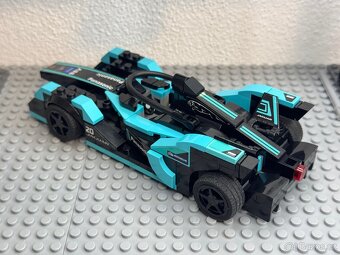 LEGO Speed Champions 76898 - 5