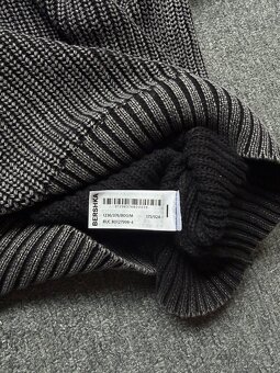 Svetr - 5