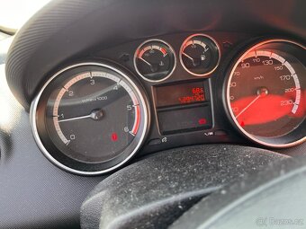 Peugeot 308 1.6HDI 66KW Dily z vozu - 5