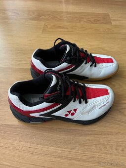 Zánovní halové boty Yonex vel. 39,5 - 5