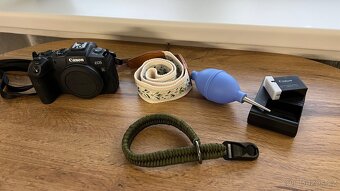 Canon EOS RP + příslušenství - 5
