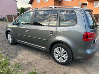 VW Touran LIFE 1.2 TSI, r. 2013, jen 103tkm, serviska - 5