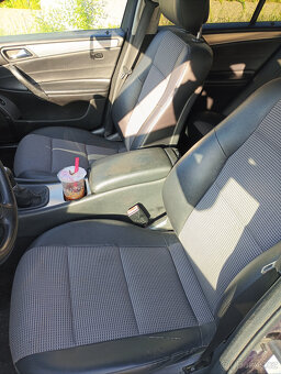 Mercedes Benz 2.2cdi w203 díly - 5