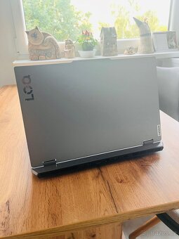 Lenovo LOQ 15IRX10 Luna Grey - I5 / RTX 5060 - 5