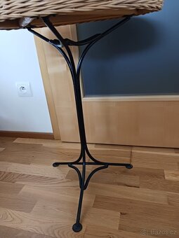RATANOVÝ KULATÝ STOLEK - 5