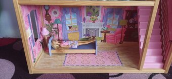 Dřevěný domeček pro panenky - 5