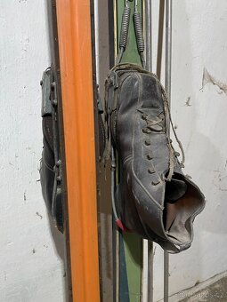 Prodám troje historické lyže - 5