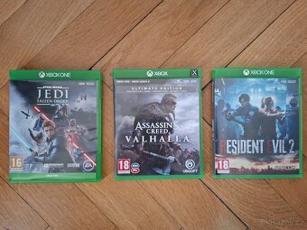 XBOX ONE + příslušenství - 5