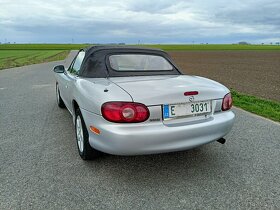 Mazda mx-5, 1.6 81kw, r.v: 12/2002, 144000km, hezký stav. - 5