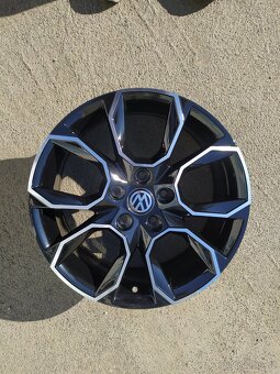 17 5x112 Nové Alu kola Škoda 17 5x112 ET49 - 5