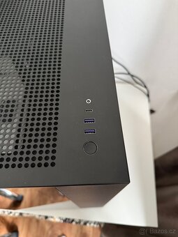 PC AMD Ryzen 5 7600, 16GB DDR5 - 5