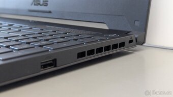 Výkonný herní notebook ASUS TUF Gaming FX517ZM, i7, RTX3060 - 5