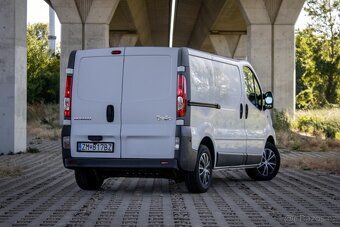 Renault Trafic 2.0 dCi 16V Turbo FAP L1H1 - 5