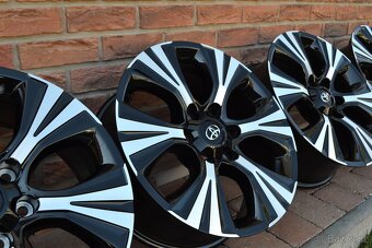 6x139,7 R19 org. Toyota Hilux nebo Land Cruiser - 5