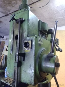 Sloupová vrtačka ELHA - 5