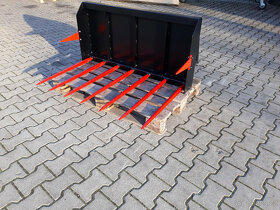 Vidle na balíky (hnůj) na smykový nakladač Bobcat - 5