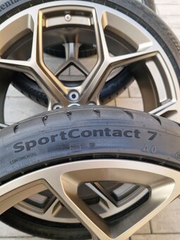 ORIG.AUDI RS6 PERFORMANCE R22 285/30/22 NOVE ZLATE 2025 - 5