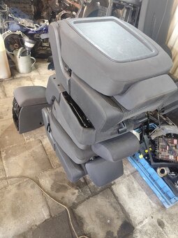 Sedačky - VW TOURAN 2007 - 5