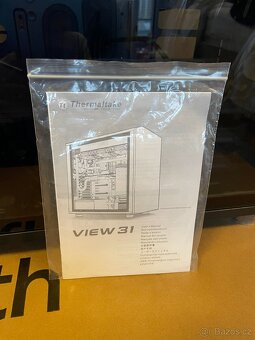 Prodám case ThermalTake View 31 - 5
