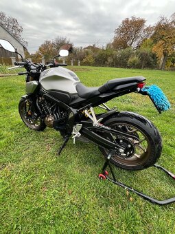 Honda CB650R - 5