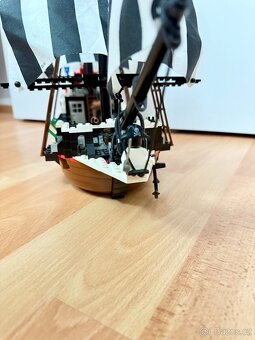 LEGO Pirates 6286 Skull's Eye Schooner - 5