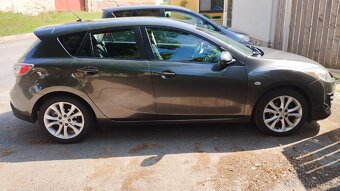 Mazda 3 - 5