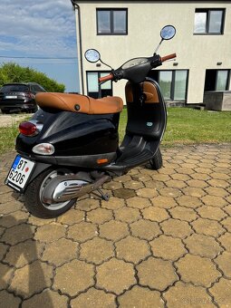 Vespa 50 ET2 (2005) – nový lak, po servisu, nové gumy, STK 0 - 5