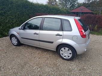 Ford fiesta - 5