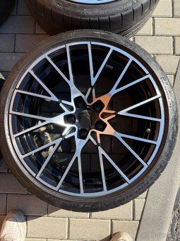Kola BMW M2 F87 M competition 5x120 R19 - 5