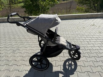 Kočárek Thule Urban Glide 2 bez korby - 5