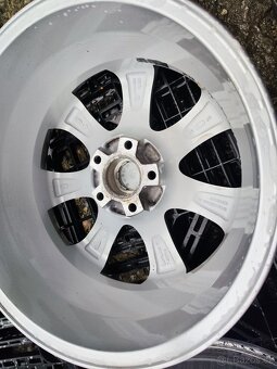 Alu sada =5x114,3 =R17= original HYUNDAI - 5