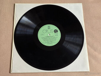 LP Radošinské naivné divadlo - HRY NA DOMÁCE ZVIERATÁ (1980) - 5