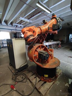 Svařovací Robot Kuka KR 125/3 - 5