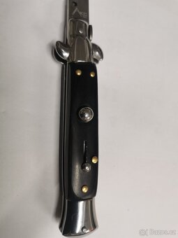 ITALSKÝ VYSTŘELOVÁK AKC - 5