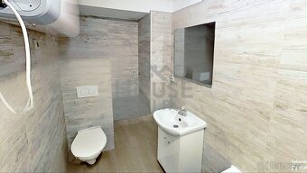 Prodej kanceláří 57m2 s terasou 9m2 - Slaný, ev.č. 00698 - 5