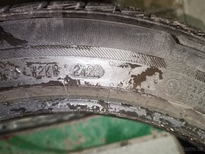 Zimní pneu 235/45 r18 98v - 5