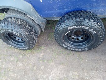 Prodám Hankook DynaPro MT LT 235/75/15 - 5