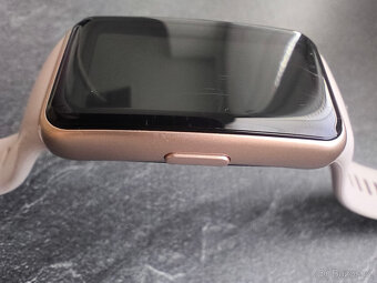 Dámský chytrý náramek Huawei Band 6 se sklem - 5