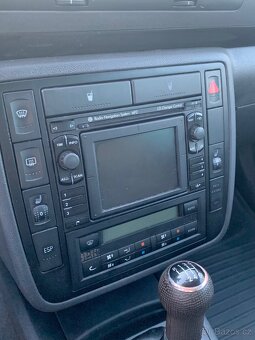VW Sharan 1.9Tdi ASZ 7.míst 2005 - 5