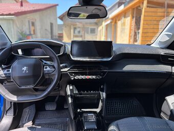 Peugeot e208 - 5
