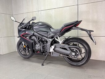 Honda CBR 650 R ABS 2025 - ČR / 1. MAJ / JEN 3284 KM / TOP - 5