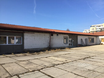 Pronájem skladovacího prostoru 175 m2, ulice Kamýcká, Praha - 5